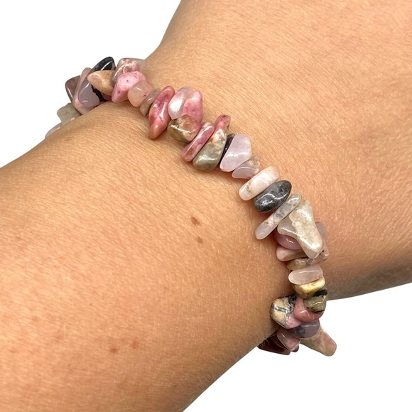 Rhodonite Bracelet Beaded Gemstone Stretch Pink Chip Chips Boho Stone Crystal - Picture 4 of 5